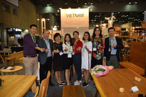 Handicraft and Wood Processing Association of Ho Chi Minh City (HAWA) to Korea International Furniture and Interior Fair 2018 (KOFURN 2018) from 27...